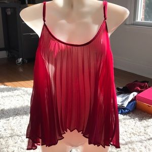 BCBG generation dark pink top